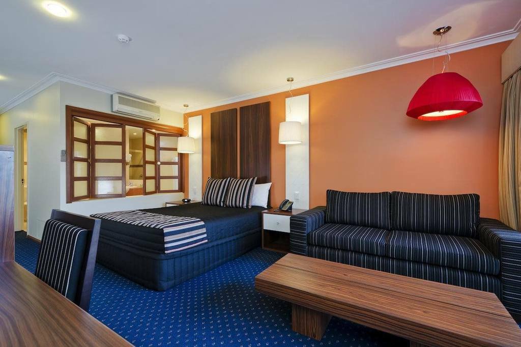 Quality Hotel Taylors Lakes Eksteriør billede